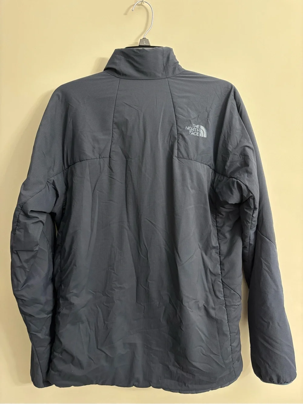 The North Face Men's Dark Navy Insulated Puffer Jacket